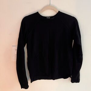 Sporty Black Long Sleeve Top